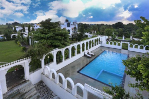Narayan Niwas Resort